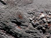 Wright Mons color. candidato criovolcán Plutón.