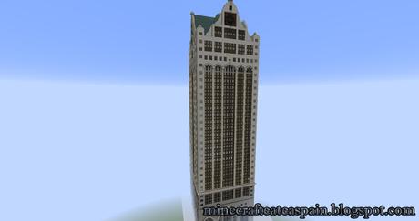 Replica Minecraft: Rascacielos 100 East Wisconsin, Milwaukee. Estados Unidos.