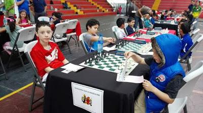 Nacional infantil viento en popa en Polideportivo Monserrat