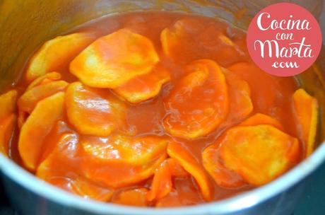 patatas con tomate frito, receta casera, fácil, rápida, sencilla, Cocina con Marta, comida estudiantes, niños