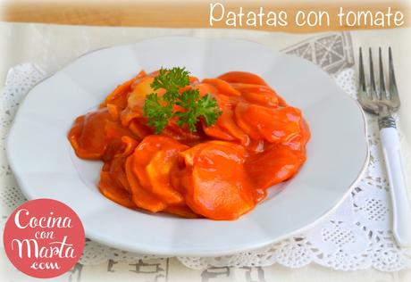 patatas con tomate frito, receta casera, fácil, rápida, sencilla, Cocina con Marta, comida estudiantes, niños