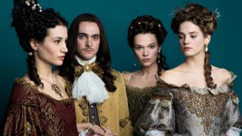 Series: Versailles y Reign