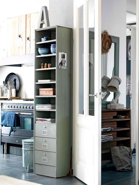 Casa industrial con aire muy ecléctico