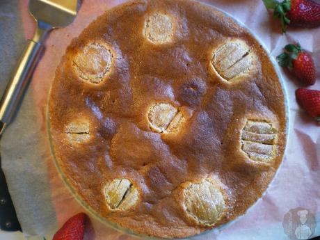 Pastel de manzana al estilo de Suabia. Recién horneada