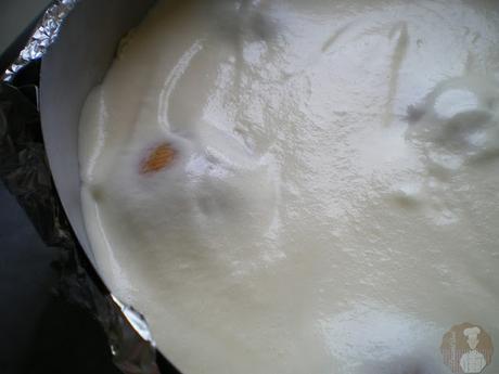 Pastel de manzana al estilo de Suabia. Antes de hornear Pastel de manzana al estilo de Suabia. Antes de hornear