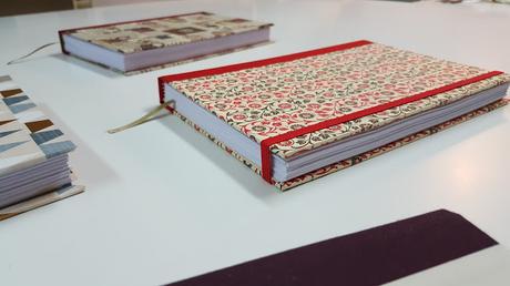 Taller de encuadernación tradicional en Bilbao.