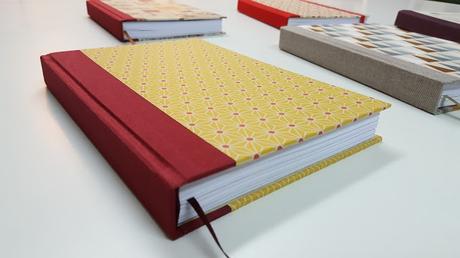 Taller de encuadernación tradicional en Bilbao.