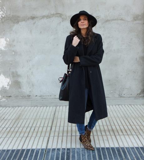 long grey coat - leaopard booties - fedora hat - fashion blogger outfit 