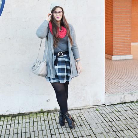 Outfit of the Day ~ 50 sombras de GRIS - Curvy Girl