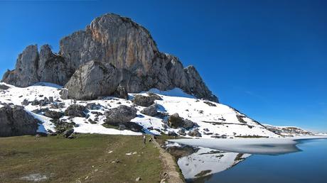 Por el entorno de los lagos de Covadonga