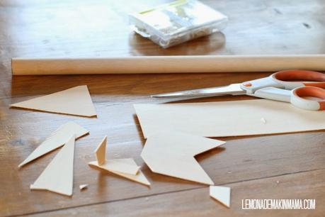 Hazte un colgador de collares y pendientes DIY como este handmade!