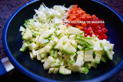 CHAMPIÑONES RELLENOS DE VERDURAS Y QUINOA