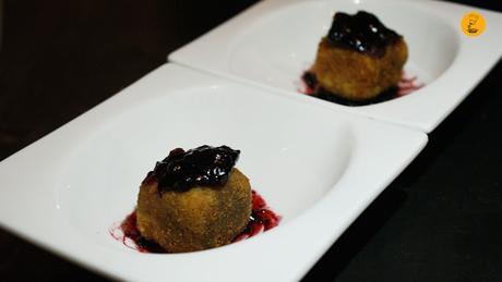 Croquetas de tarta de queso con arándanos (2.75€) en la Gastrocroquetería de Chema