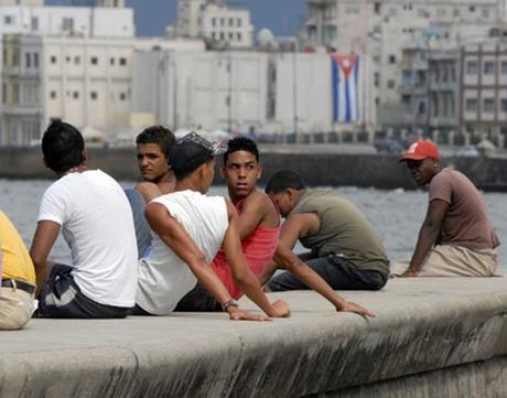 Le-he-resuelto-la-vida-a-unos-cuantos-muchachos-que-al-final-estaban-en-la-calle-haciendo-lo-mismo-o-peor-asegura-Vladimir.-Foto-P.-Chang-768x604