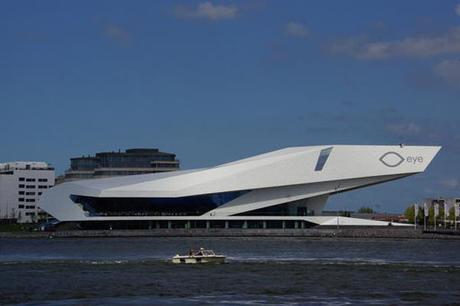 Eyefilm EYEFILM INSTITUTE, POR Delugan Meissl Associated Architects EN AMSTERDAM