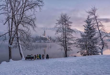 lago bled en invierno