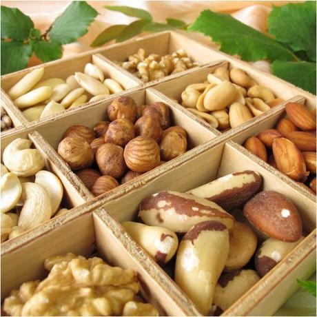 Si buscas ayuda para la reducción del colesterol, aquí te ofrecemos una lista de alimentos esenciales que ayudarán en tu objetivo Si buscas ayuda para la reducción del colesterol, aquí te ofrecemos una lista de alimentos esenciales que ayudarán en tu objetivo