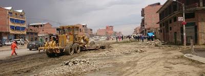 Bolivia inicia construcción de su primera carretera de diez carriles.
