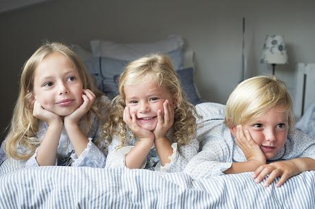 NOS VAMOS A LA CAMA CON TERESA Y LETICIA