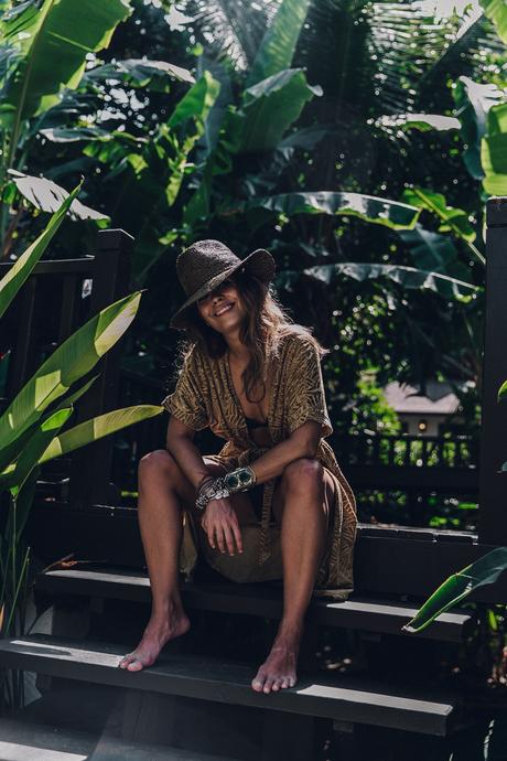 Velvet_Kimono-Thailand-Summer-Peony_Swimwear-Beach_Look-Collage_Vintage-22