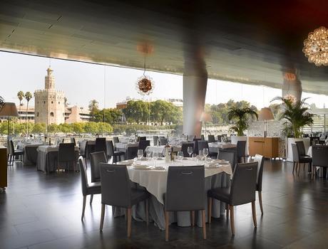 ABADES TRIANA, TU BODA PERFECTA FRENTE A LA TORRE DEL ORO