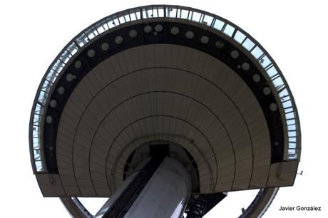 El Faro de Madrid. Lighthouse of Madrid