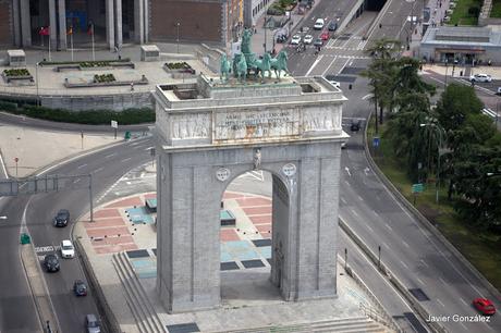 El Faro de Madrid. Lighthouse of Madrid