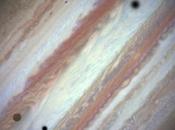 Conjunción Júpiter tres satélites