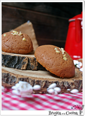 Galletas de turrón blando chocolateadas