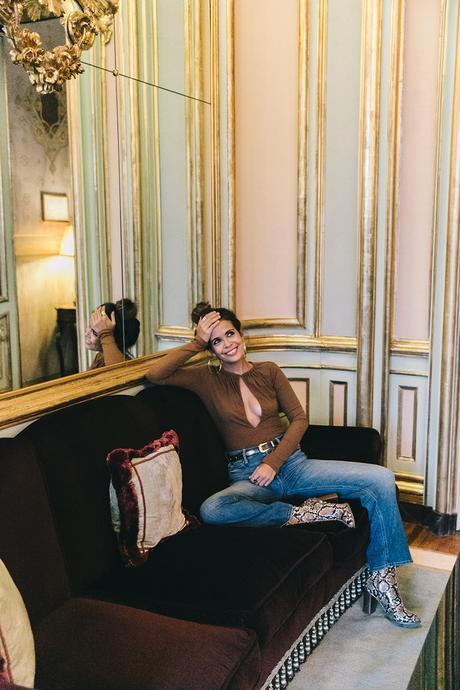 Firenze4Ever Luisa_Via_Roma-Firenze_For_Ever-Camel_Body-Reformation-Mother_Jeans-Snake_Boots-Hoop_Earrings-Outfit-Collage_Vintage-Florence-Villa_Cora_Hotel-71