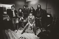 Elefantes publica Nueve canciones de amor y una de esperanza