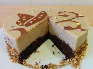 TARTA MOUSSE DE AVELLANAS