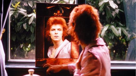 David Bowie, photo by Mick Rock, Rollingstone Mag (http://www.rollingstone.com/music/pictures/see-iconic-david-bowie-photos-from-ziggy-stardust-era-201509089)