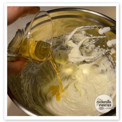 TARTA DE QUESO DE CHOCOLATE CON FRUTOS ROJOS / CHOCOLATE CHEESECAKE WITH RED BERRIES TARTA DE QUESO DE CHOCOLATE CON FRUTOS ROJOS / CHOCOLATE CHEESECAKE WITH RED BERRIES