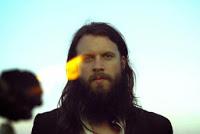 Father John Misty nos deja Maybe, Sweet One, You Won’t Have Nightmares Tonight
