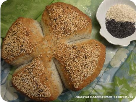 PAIN DE LA SEMAINE: PAIN AUX GRAINES DE SÉSAME ET DE PAVOT / BREAD OF THE WEEK: SESAME AND POPPY SEEDS BREAD / PAN DE LA SEMANA: PAN CON SEMILLAS DE SESAMO Y DE AMAPOLA