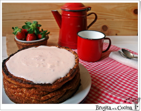 Tarta de queso y peti fácil con fresas