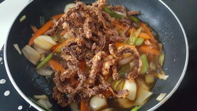 TERNERA CRUJIENTE AGRIPICANTE: CRISPY SHREDDED BEEF