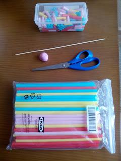 Motricidad Fina: juego con pajitas