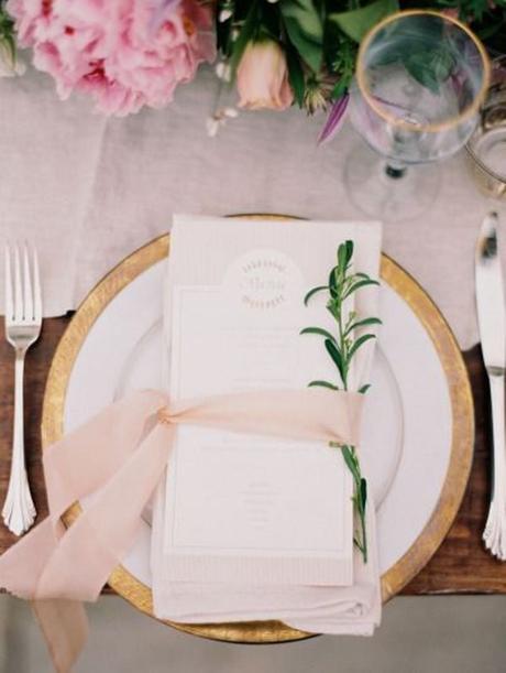 Pantone’s 2016 Color: 19 Lovely Rose Quartz Wedding Ideas: 