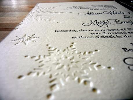 Invitaciones de boda con estrellas de hielo - Foto: www.whitecor.blogspot.com.es