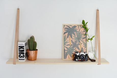 DIY | Haz una bonita estantería de madera y cuero en un plis plas DIY | Haz una bonita estantería de madera y cuero en un plis plas