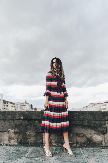 Firenze4Ever-Luisa_VIa_Roma-Gucci_Striped_Dress-Gucci_Gold_Sandals-Outfit-Florence-Street_Style-52