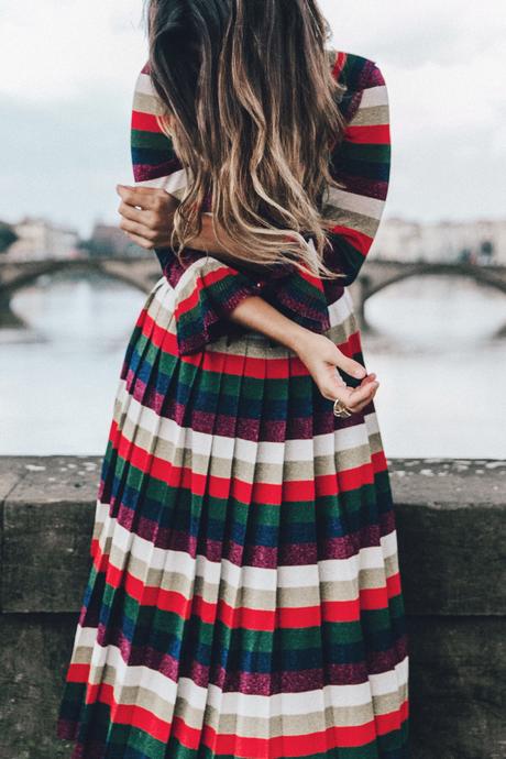 Firenze4Ever-Luisa_VIa_Roma-Gucci_Striped_Dress-Gucci_Gold_Sandals-Outfit-Florence-Street_Style-46