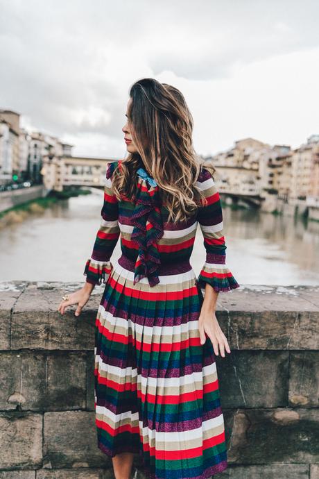 Firenze4Ever-Luisa_VIa_Roma-Gucci_Striped_Dress-Gucci_Gold_Sandals-Outfit-Florence-Street_Style-13