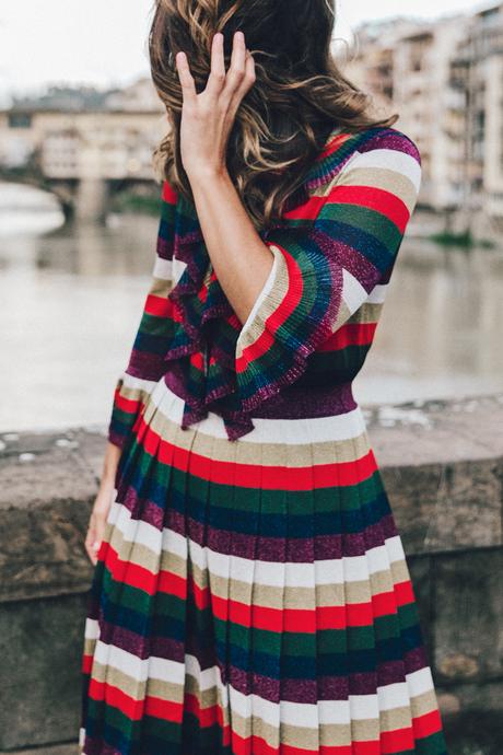 Firenze4Ever-Luisa_VIa_Roma-Gucci_Striped_Dress-Gucci_Gold_Sandals-Outfit-Florence-Street_Style-11