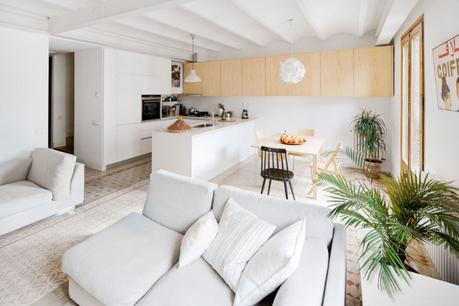 estilo nórdico escandinavo estilo nórdico barcelona estilo decoración mediterraneo distribución diáfana diseño interiores decoración interiores decoración ático dúplex cocina moderna nórdica baldosa hidraulica 