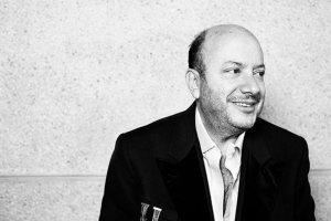 Premian a periodista por serie de entrevistas sobre Plan Colombia