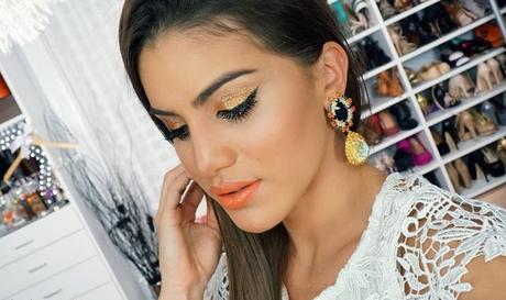 MAQUILLAJE PARA UNA FIESTA EN VERANO