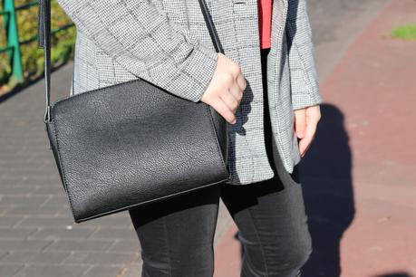 Outfit sencillo y chic para ir a clase